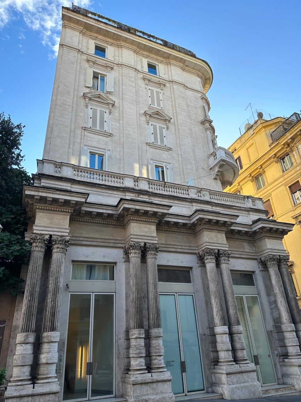 Property building, Facade/entrance, View (from property/room)