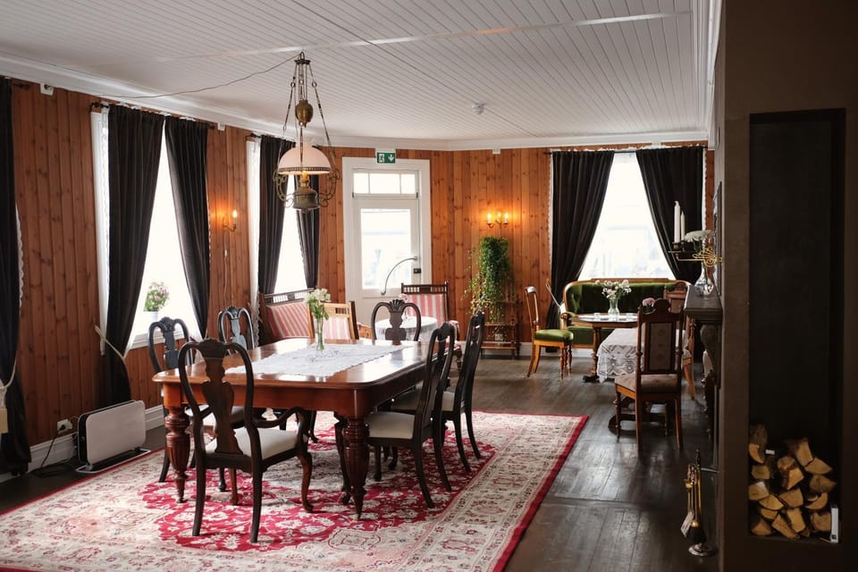Restaurant/places to eat, Lounge or bar, Business facilities, Dining area, Meeting/conference room
