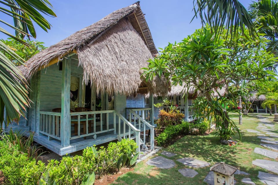 TS Hut Lembongan Campground/ 
RV Resort in Nusapenida