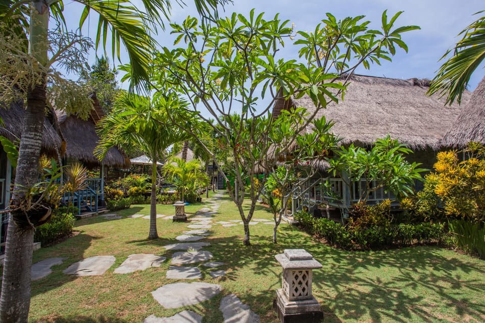TS Hut Lembongan Campground/ 
RV Resort in Nusapenida