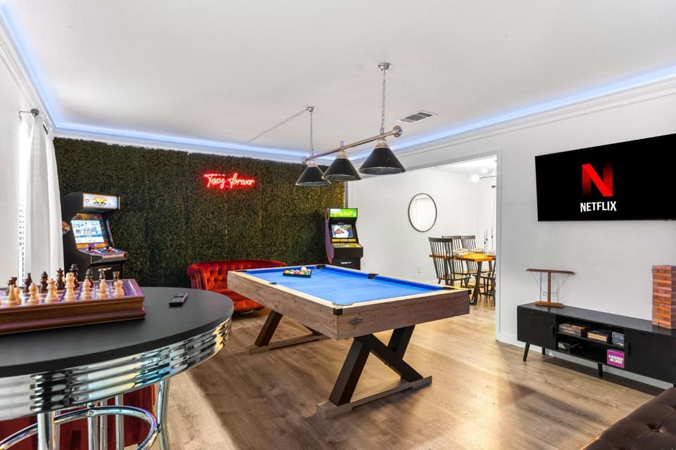 Billiard, Game Room, TV and multimedia, Evening entertainment