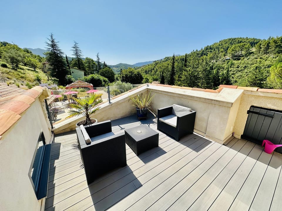 Maison en pierre, piscine, spa Villa in Buis-les-Baronnies