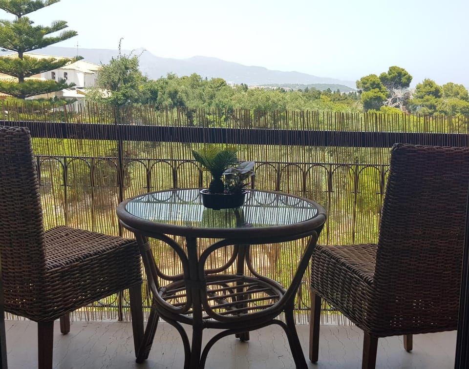 Day, Balcony/Terrace, Dining area