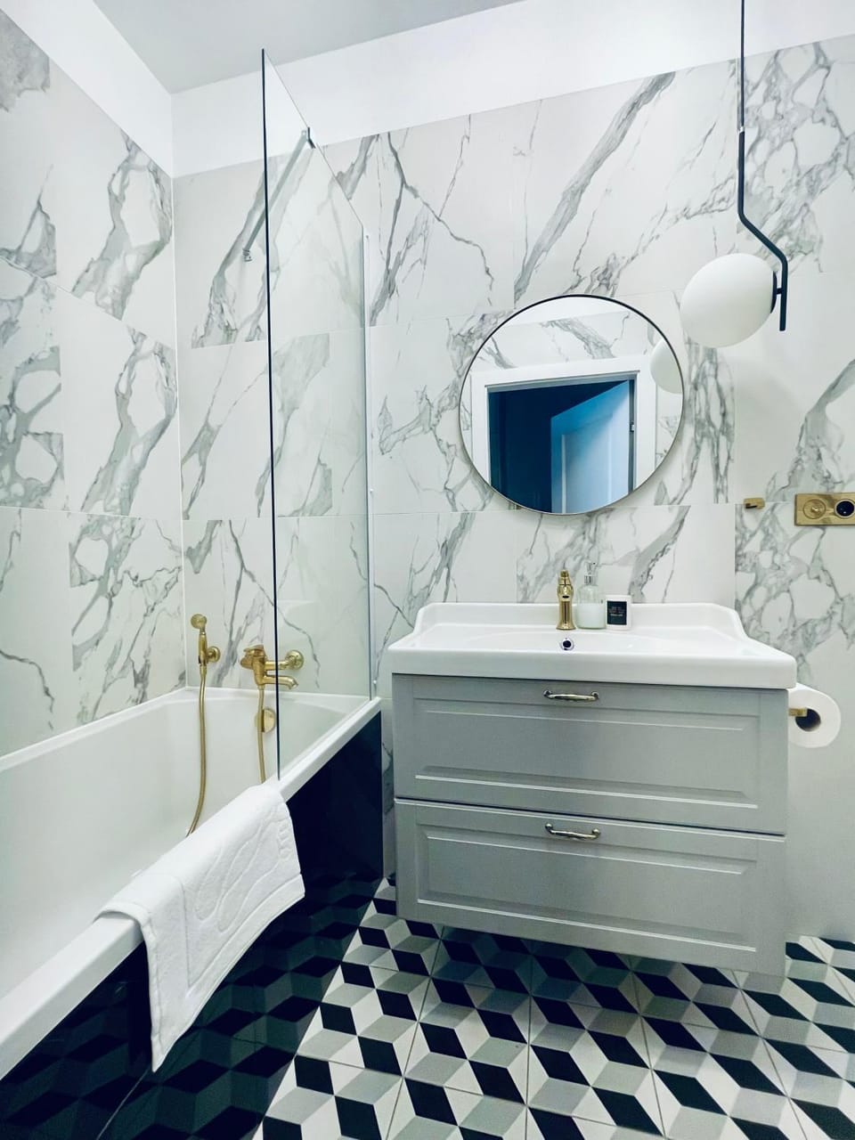 Shower, Bathroom, Bath
