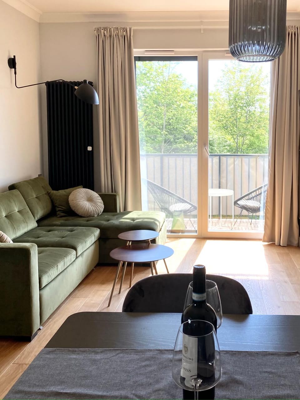 Bed, View (from property/room), Balcony/Terrace, Living room, Photo of the whole room, Seating area, Bedroom
