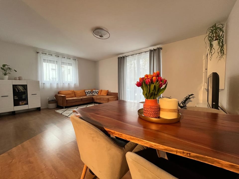Balcony/Terrace, Balcony/Terrace, Living room, Dining area, Food, Food, Garden view, Garden view, Lunch, Lunch, Dinner, Dinner
