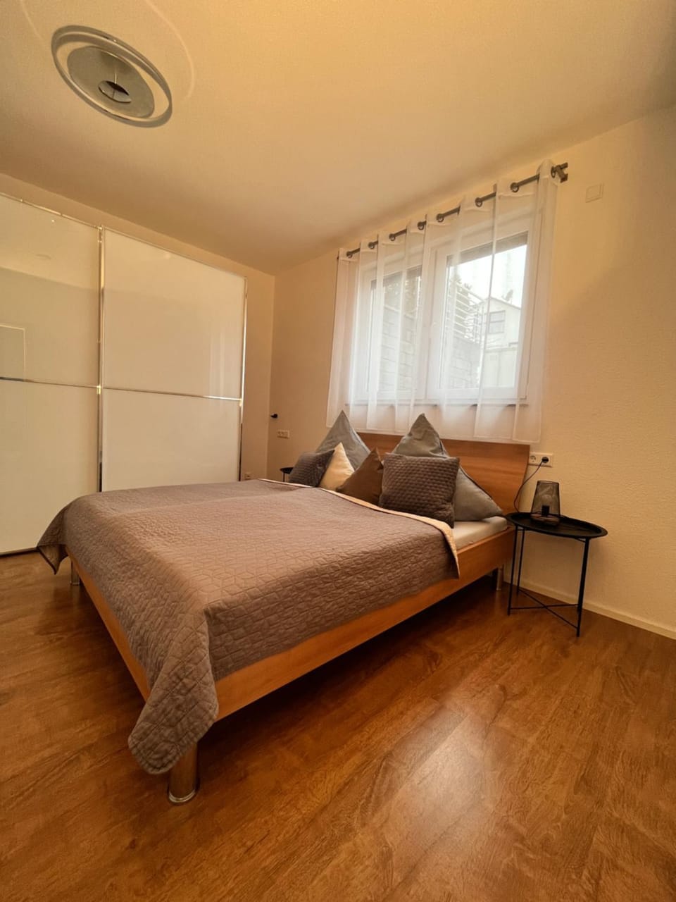 Bed, Photo of the whole room, Bedroom, wardrobe