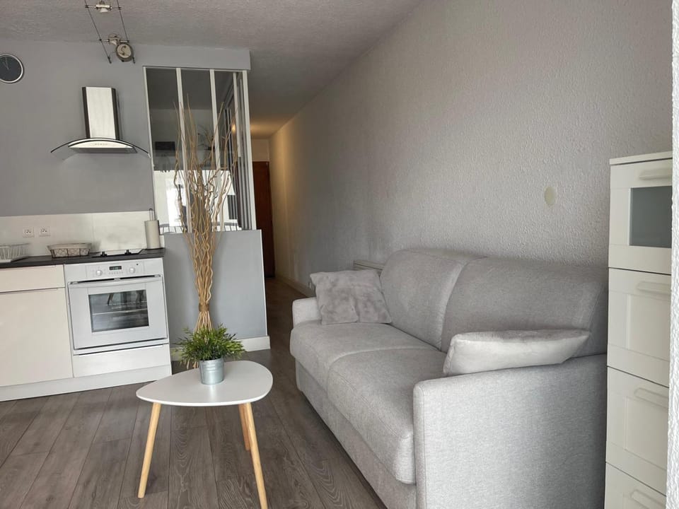 Baie de Sanary - Beau F2 bord de mer avec piscine Apartment in Six-Fours-les-Plages