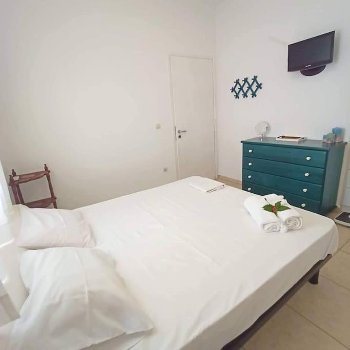 paros seaside experience House in Paros, Greece