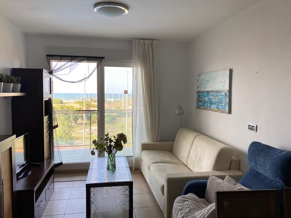 Living room, Sea view