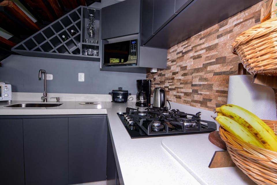 Kitchen or kitchenette