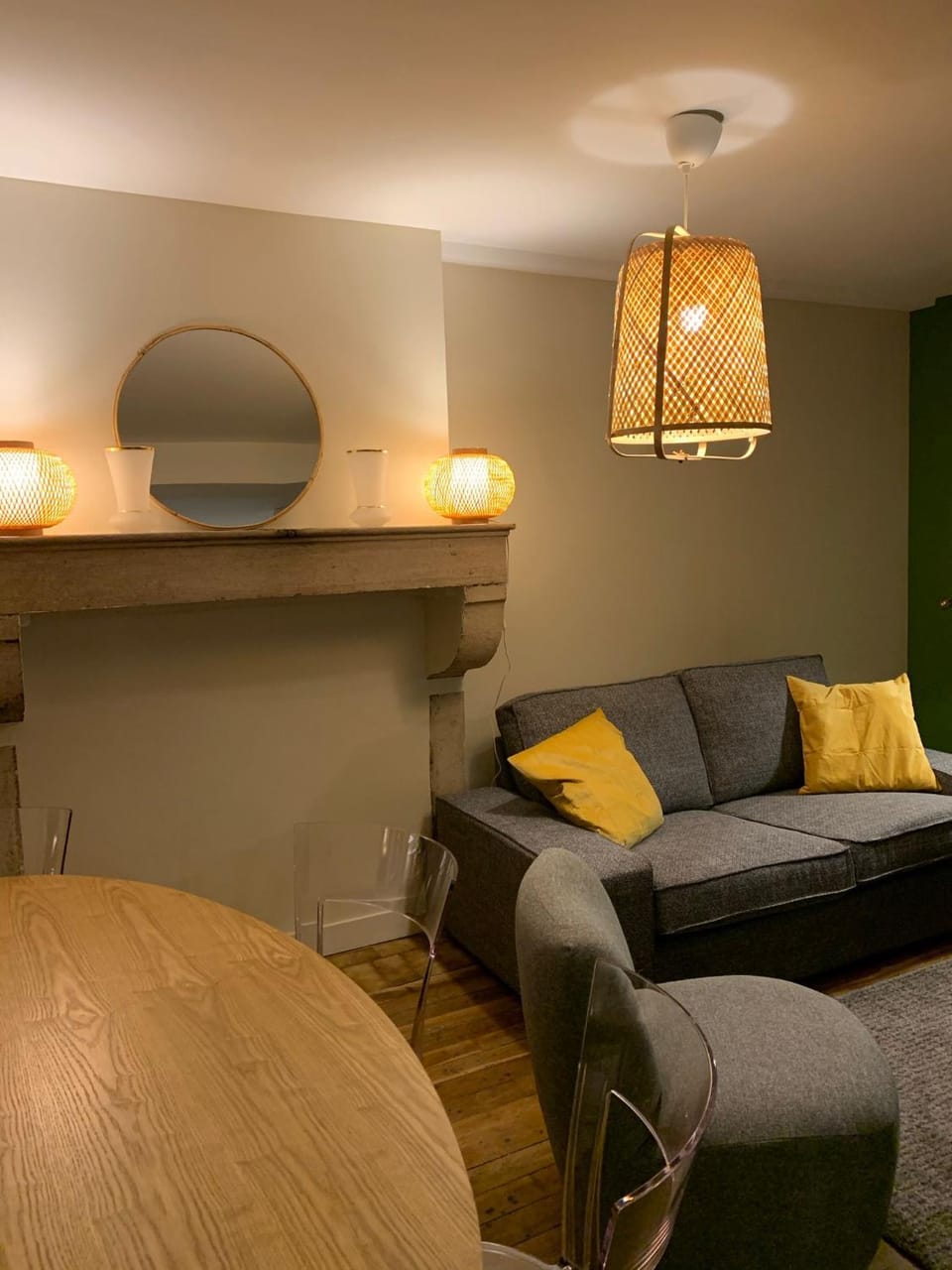 Living room, Seating area