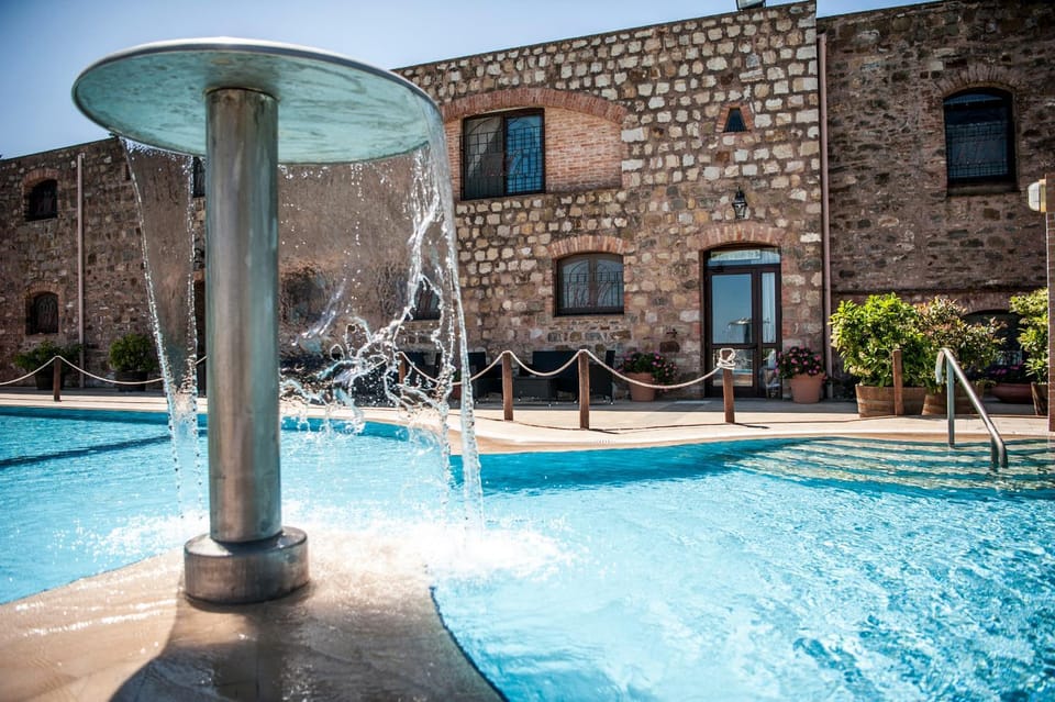 Activities, Pool view