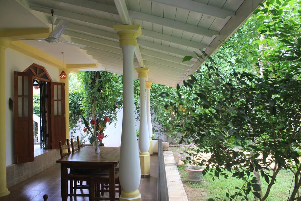 Patio, Garden, Dining area