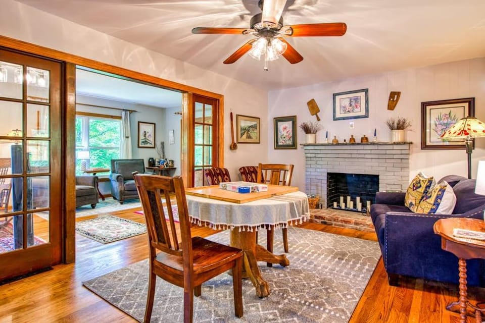 Birdsong Rambler House in Buncombe County
