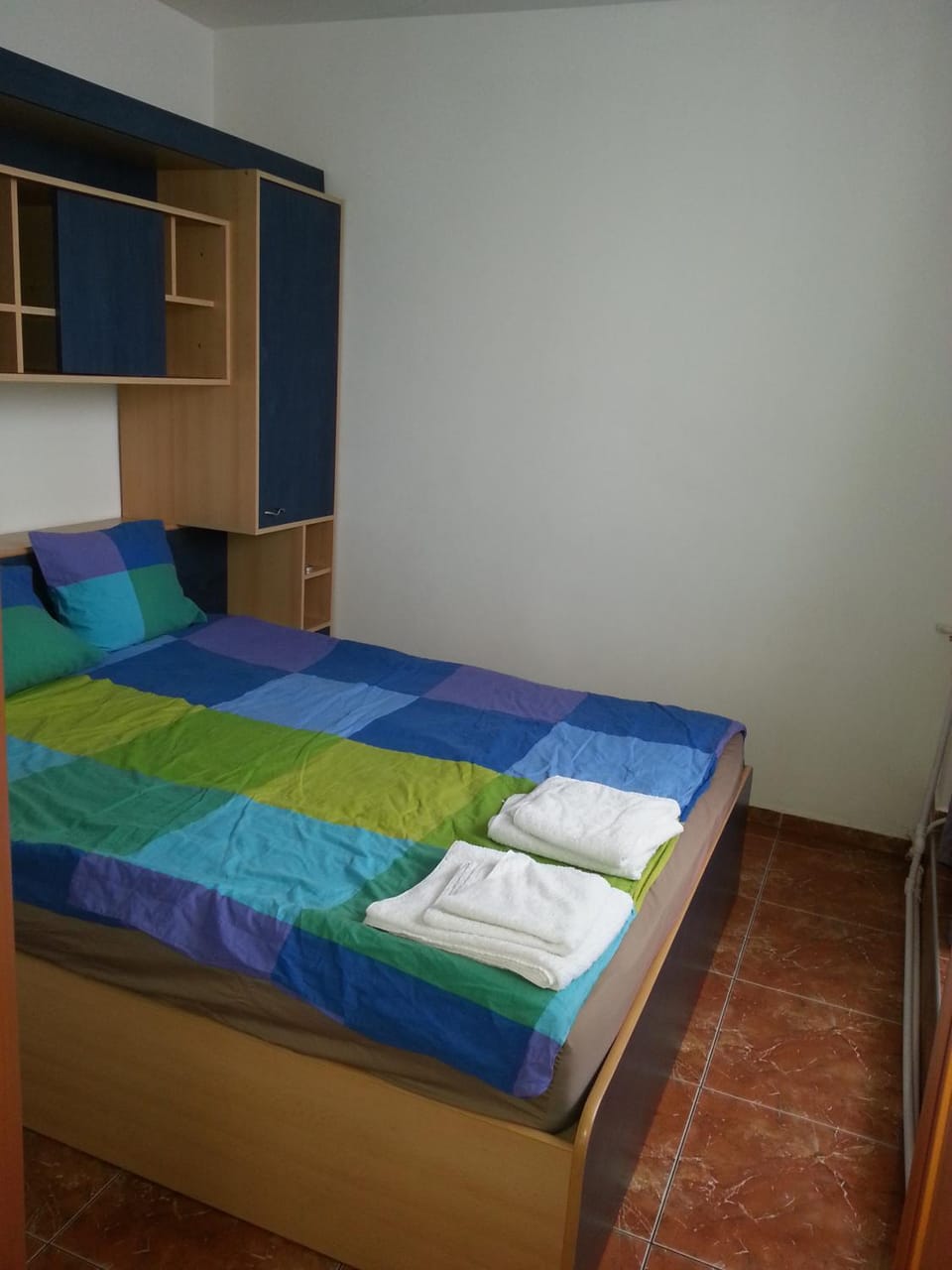 Bed, Seating area