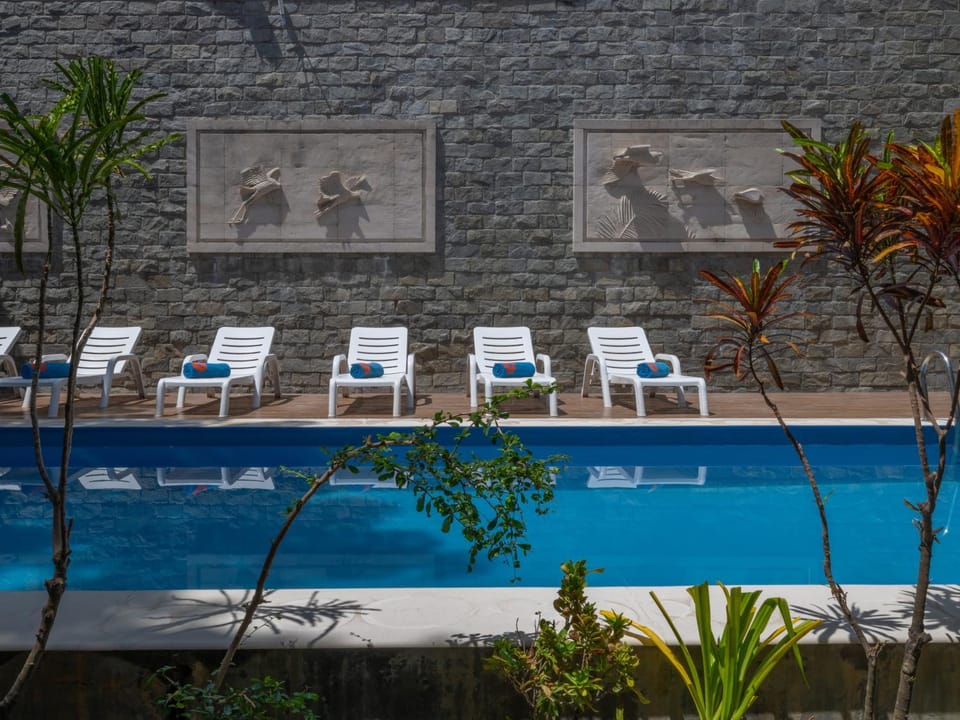 Property building, Swimming pool