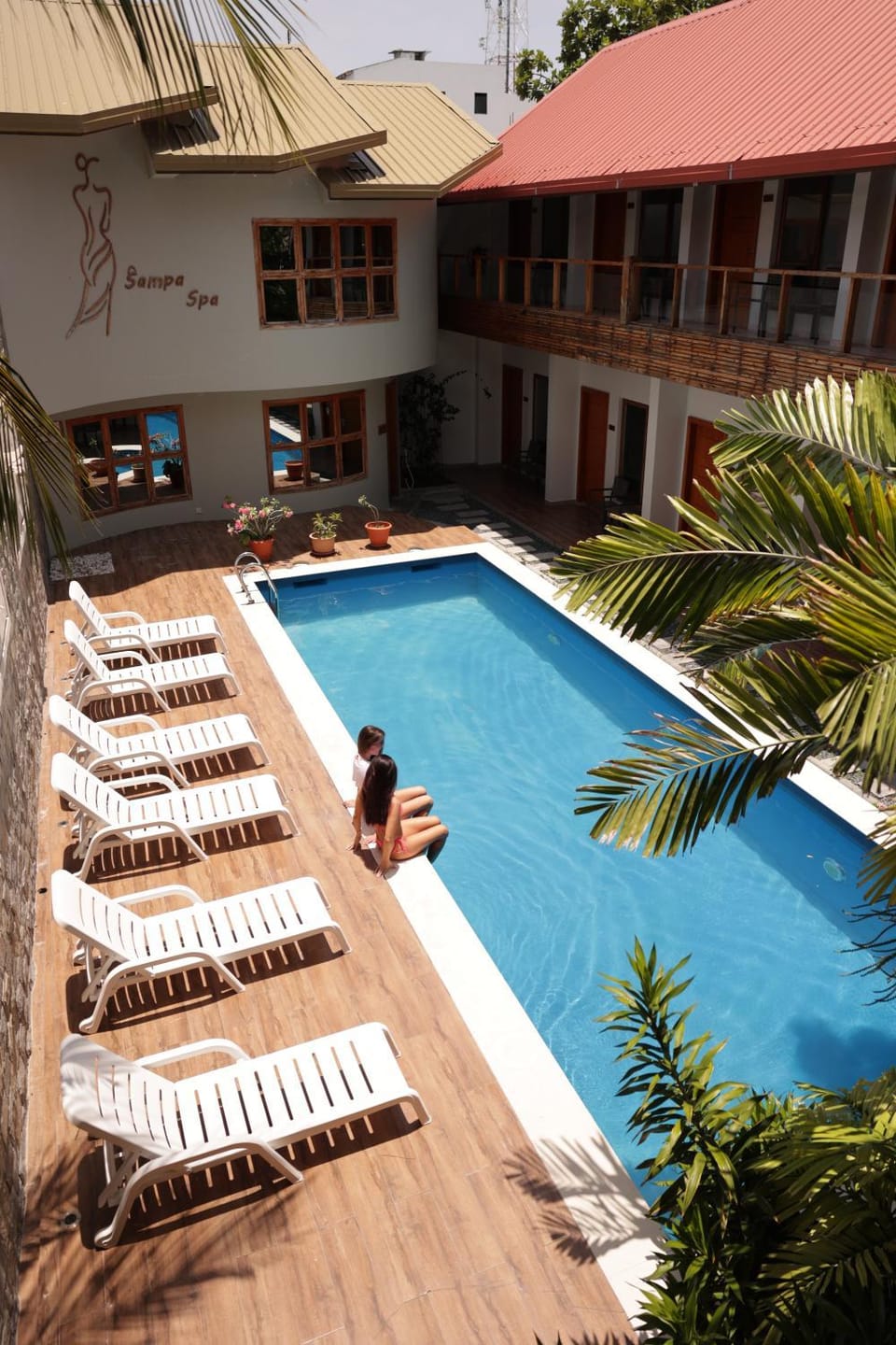 Swimming pool