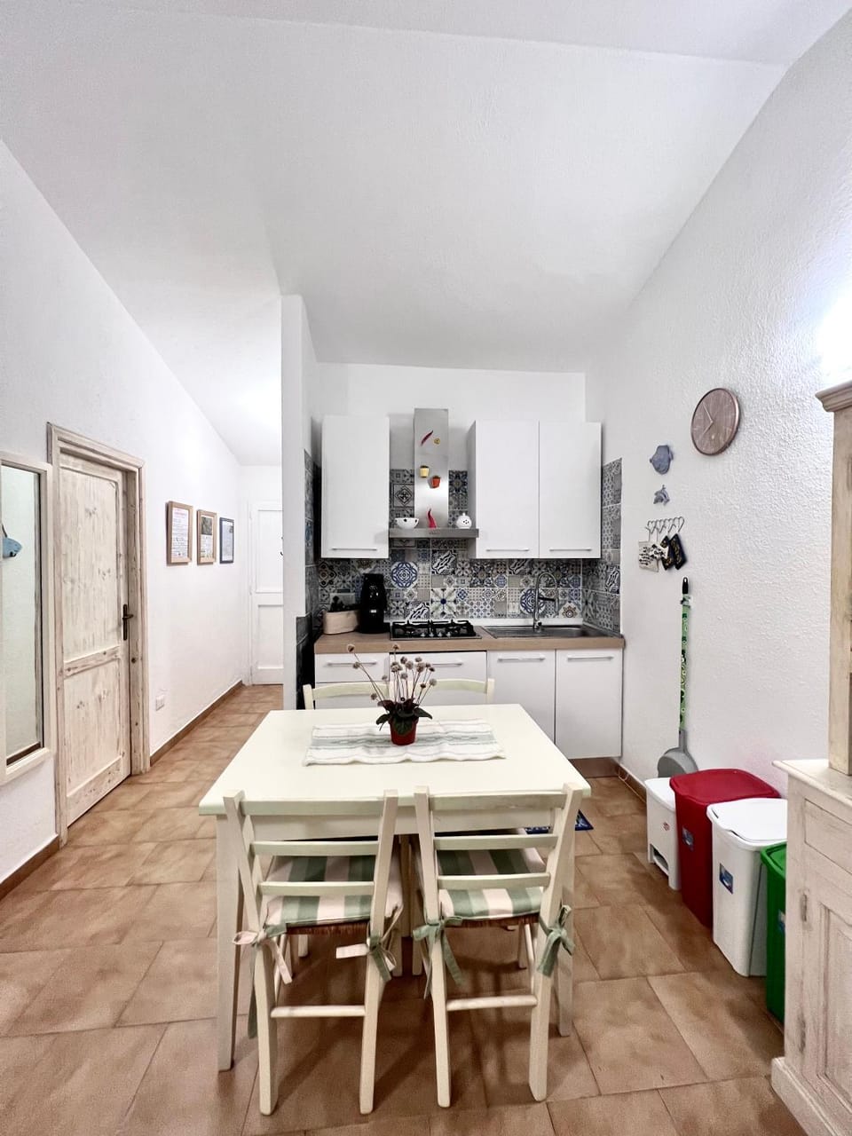 Kitchen or kitchenette, kitchen