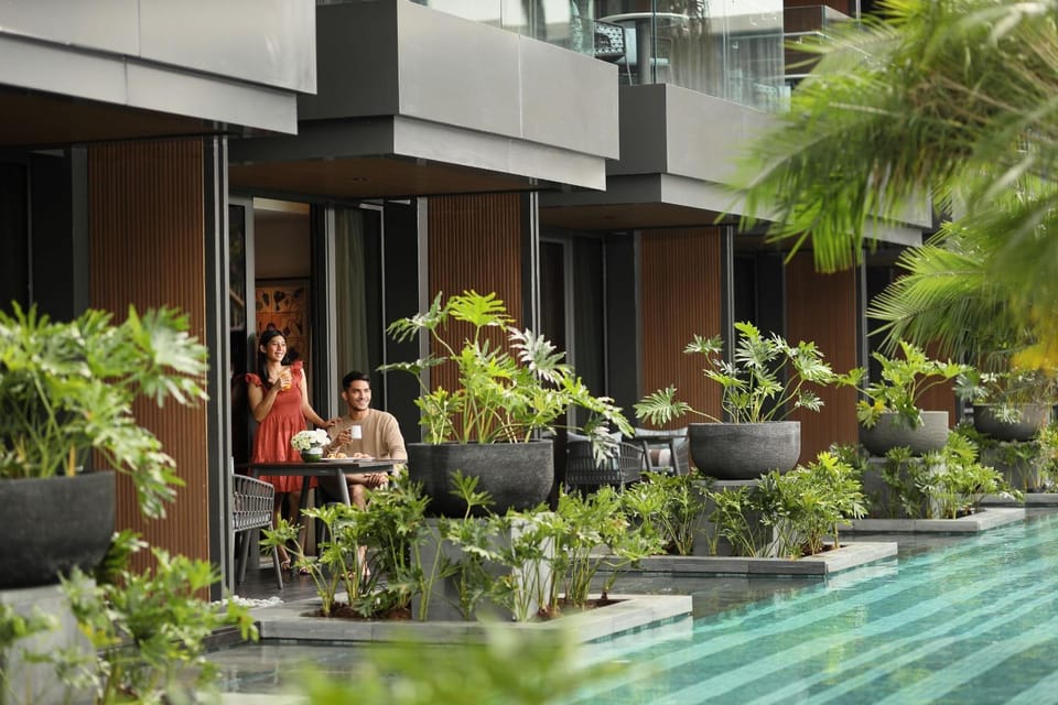 Pool view, Swimming pool