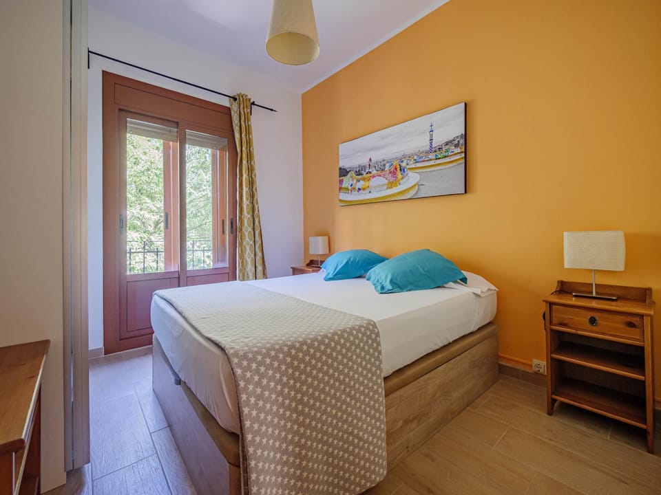 Bed, Photo of the whole room, Bedroom, hair dresser