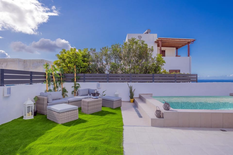 Garden, Swimming pool
