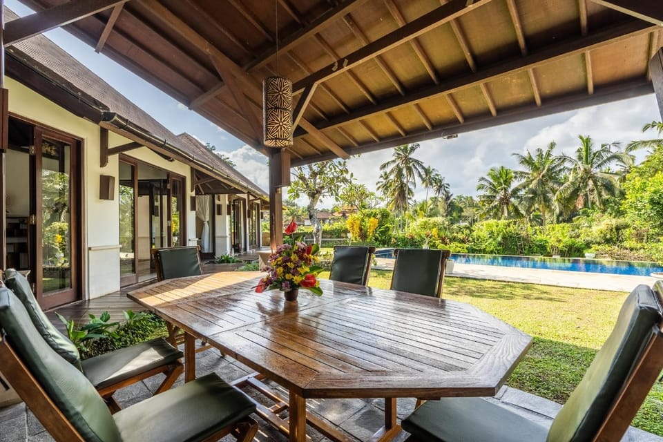 Garden, Balcony/Terrace, Dining area, Garden view, Pool view, Swimming pool