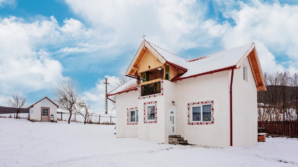 Property building, Winter, Garden view