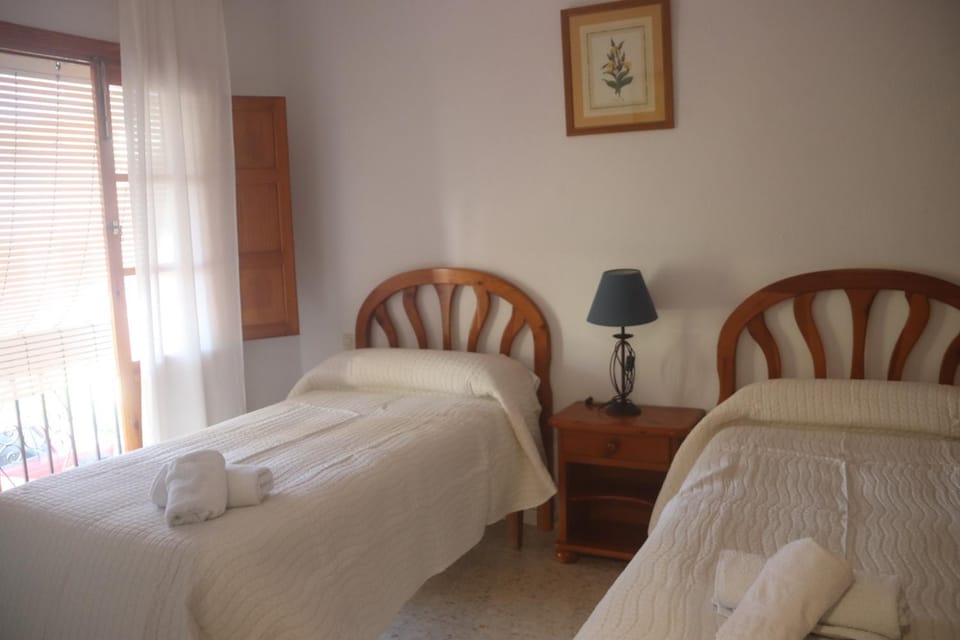 HOSTAL MONCADA Bed and Breakfast in Costa del Sol