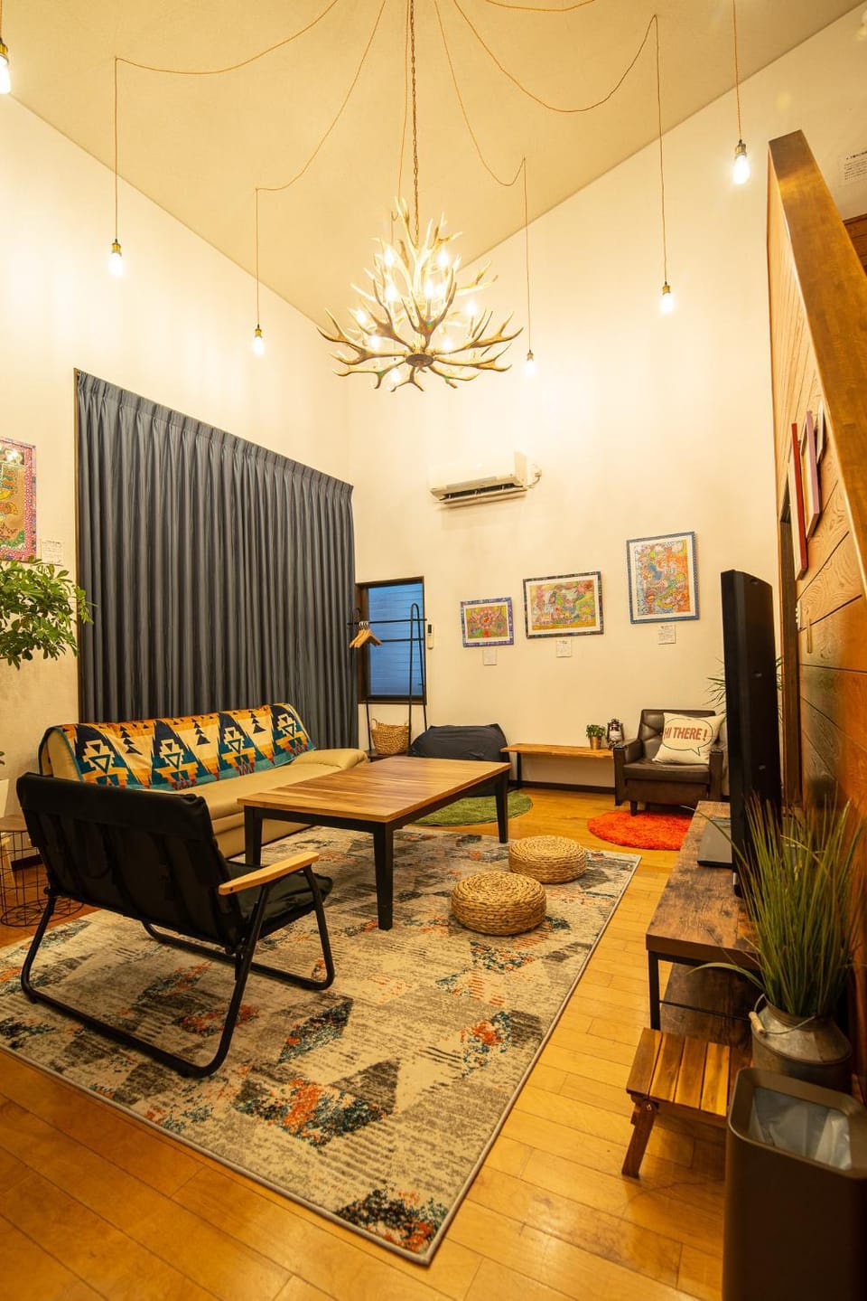 TV and multimedia, Living room, air conditioner