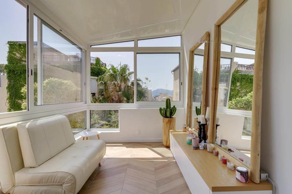 "Sunset" Loft vue imprenable et expérience inoubliable à Marseille by Weekome Apartment in Marseille