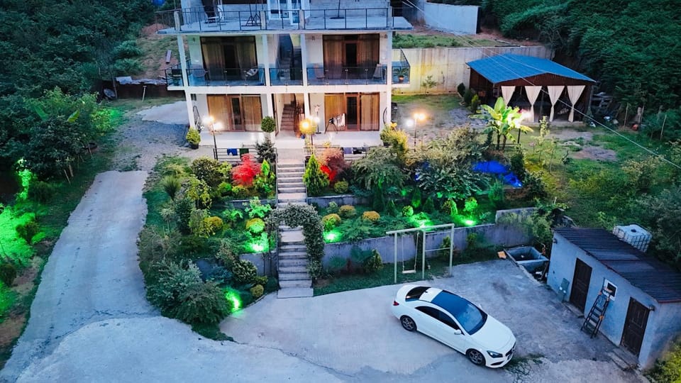 Garden, Garden view, Parking