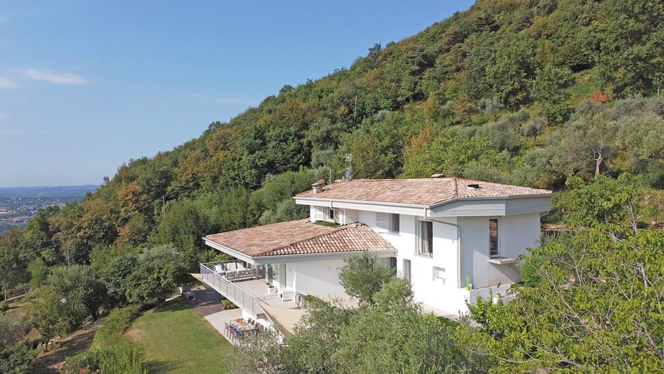 Property building, Natural landscape