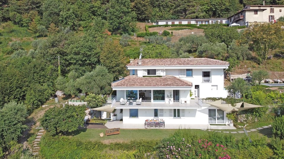 Property building, Bird's eye view