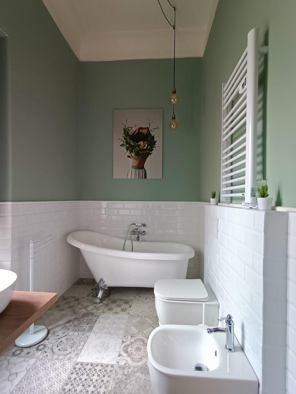 Bathroom, Bath