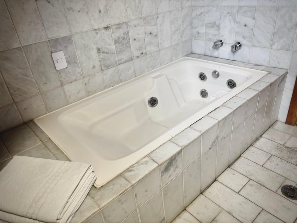 Bathroom, Bath