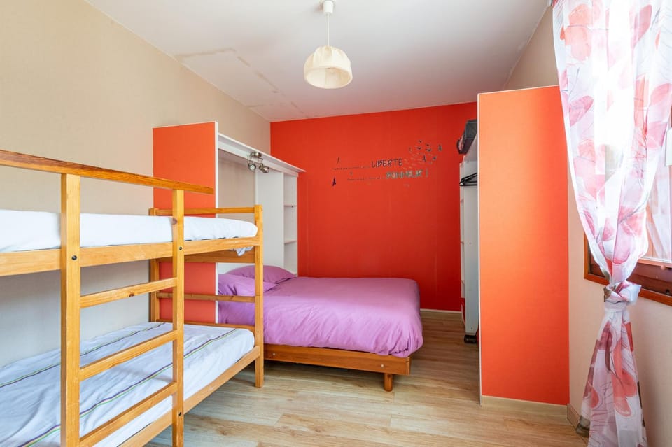 Bed, Bedroom, bunk bed