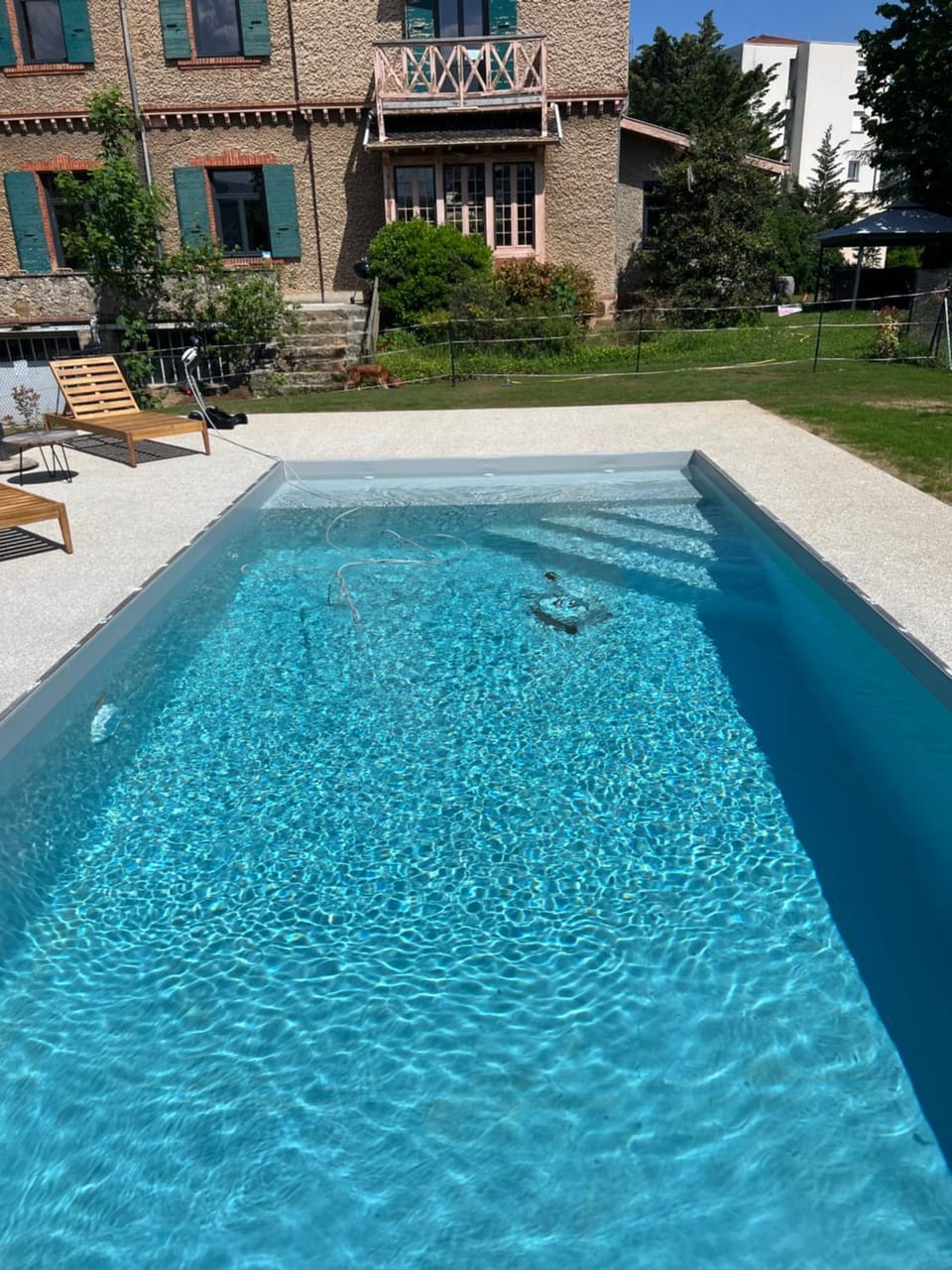 Swimming pool