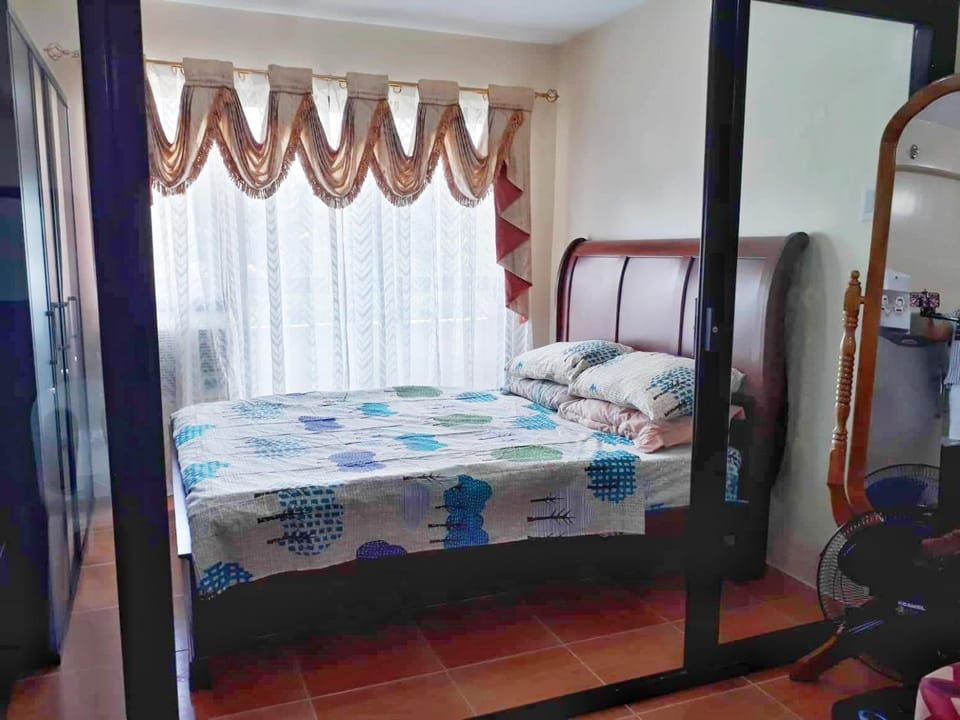 Bed, Bedroom, wardrobe