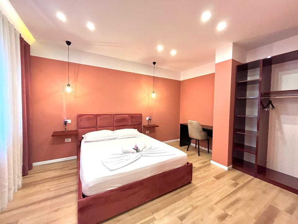 Bed, Bedroom, towels, wardrobe