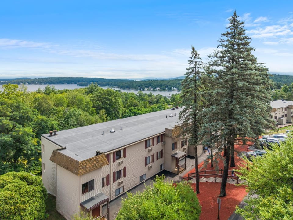 Property building, Bird's eye view