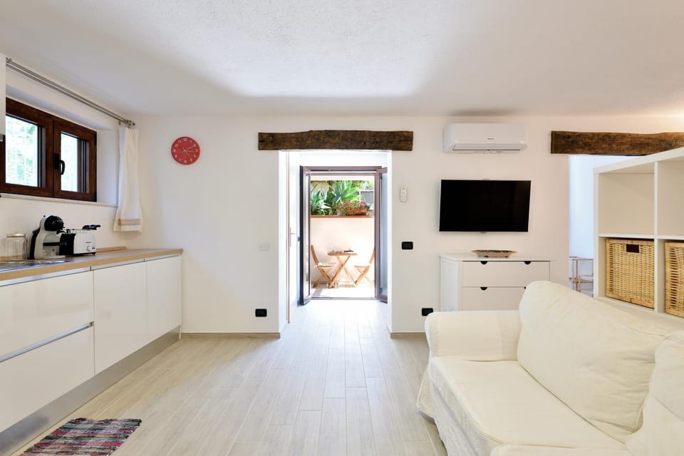 Property building, Living room