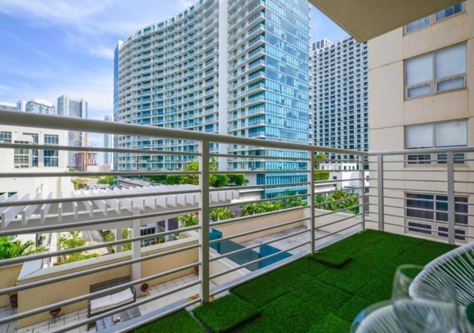 Balcony/Terrace, City view