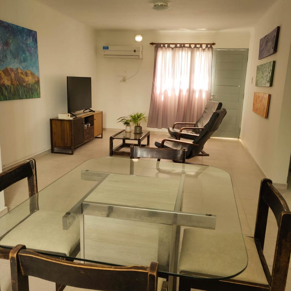 TV and multimedia, Living room, Dining area, air conditioner