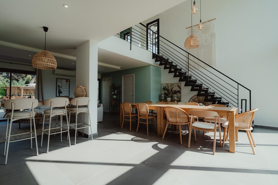 Property building, Living room