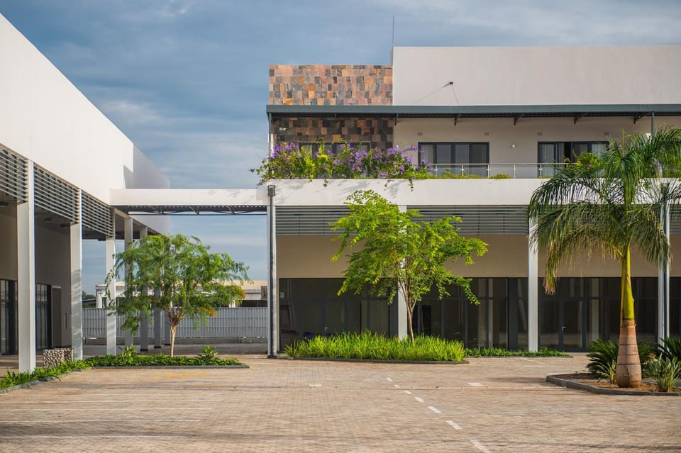 Property building, Facade/entrance