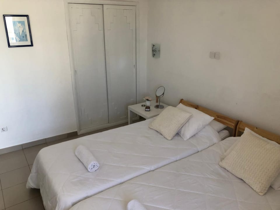 Charming apartment in Praia Da Rocha 400m from the beach Apartment in Portimao