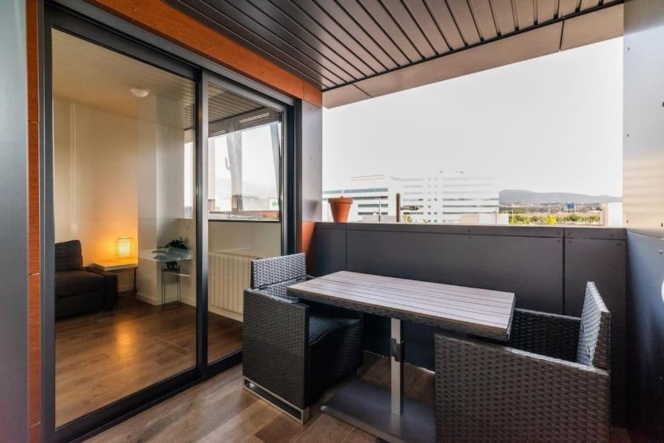 Moderno apartamento con Piscina y Parking Apartment in Granada