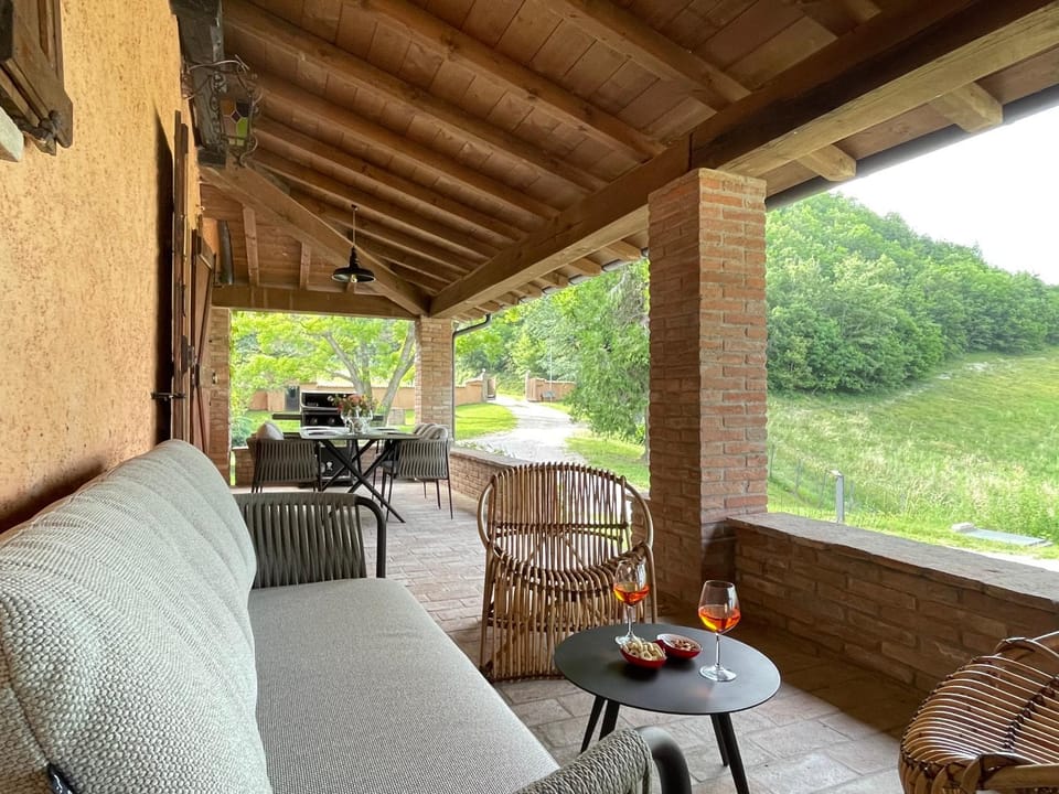 Balcony/Terrace, Dining area, Garden view