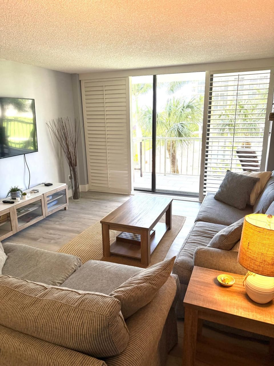 Beach Front Condo In Paradise Marco Island Apartment in Marco Island